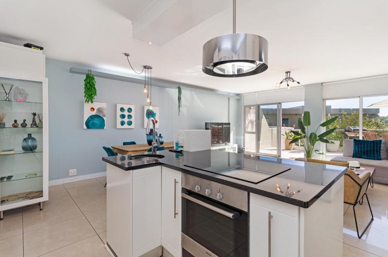 To Let 2 Bedroom Property for Rent in Dolphin Beach Western Cape